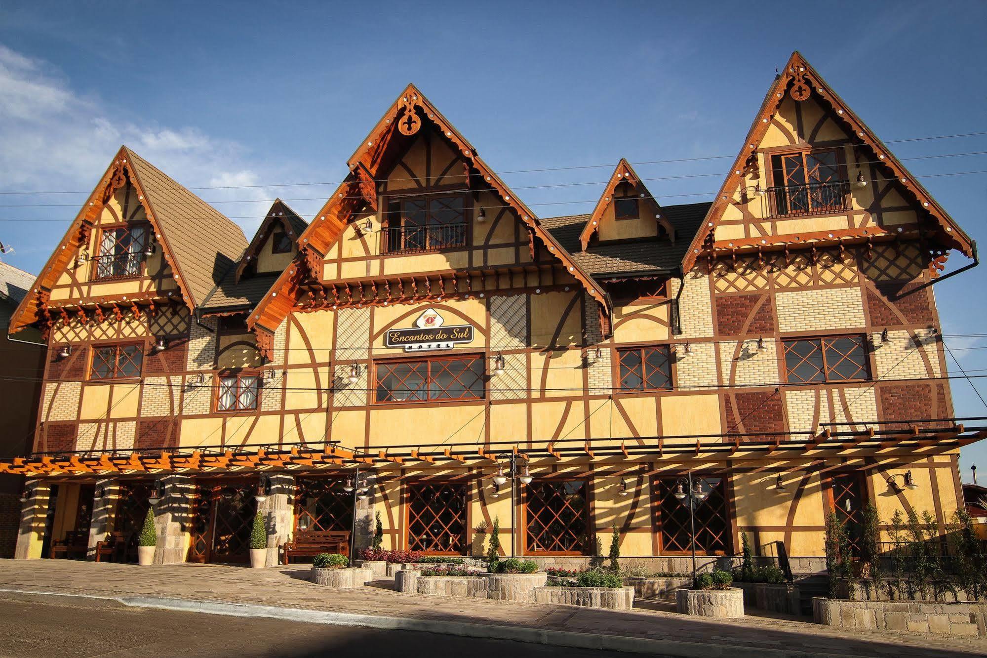 Life Hotel Infinity Gramado Esterno foto